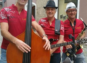 Haller Gastgarten Wandermusik