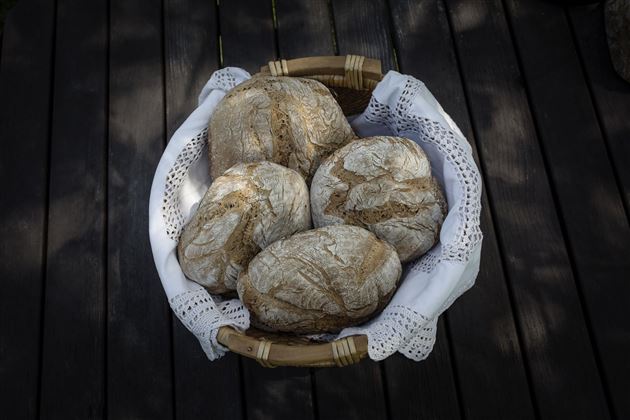 Brotbacken am Bauernhof Absam