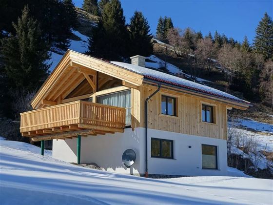 Chalet Ferienhaus Tirol Natur pur Urlaub