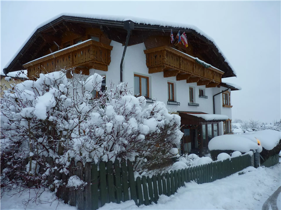 Winteransicht Pension Alpenblick Tulfes