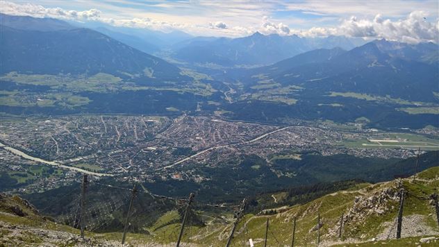 Blick auf Innsbruck kurz vor dem Hafelekar