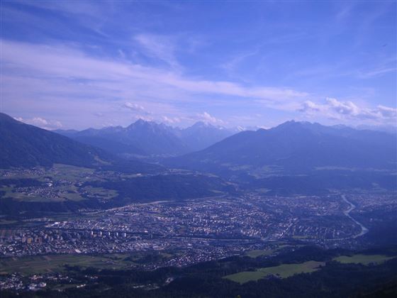 Innsbruck und Blick in das Wipptal
